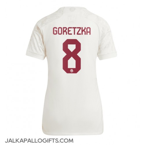Bayern Munich Leon Goretzka #8 Kolmaspaita Naiset 2023-24 Lyhythihainen
